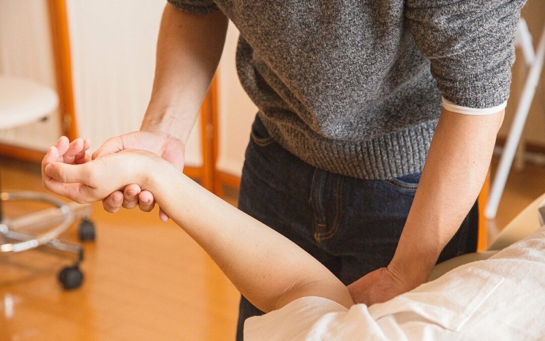 Understanding the Benefits of Physical Therapy in Chiropractic Care