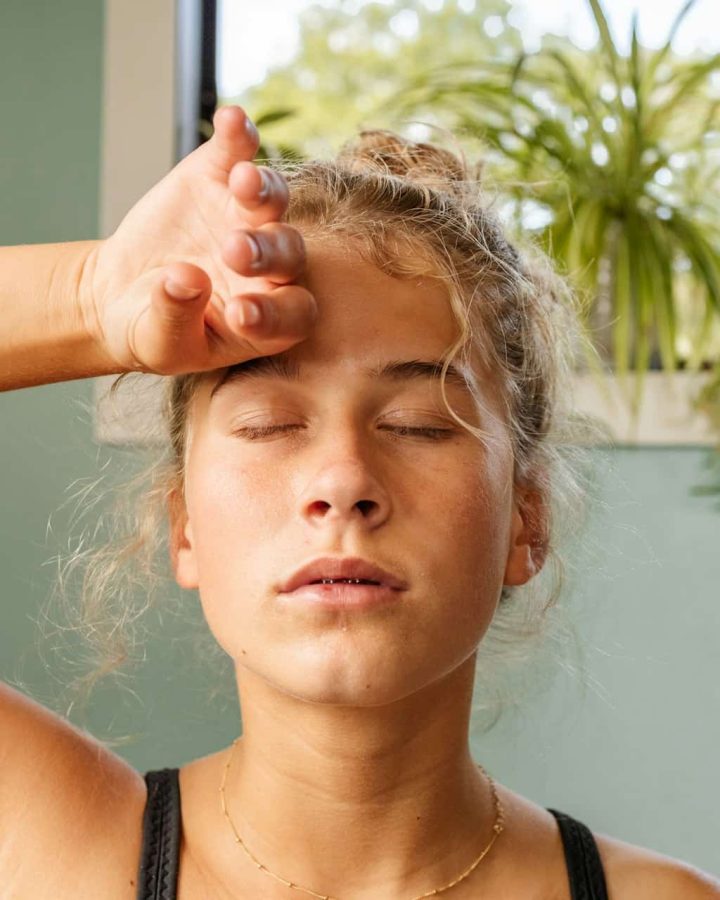 woman with headache